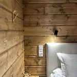 Lakeside Vaami 木屋