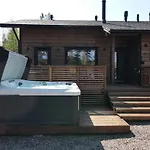 Lakeside Vaami 木屋 库萨莫
