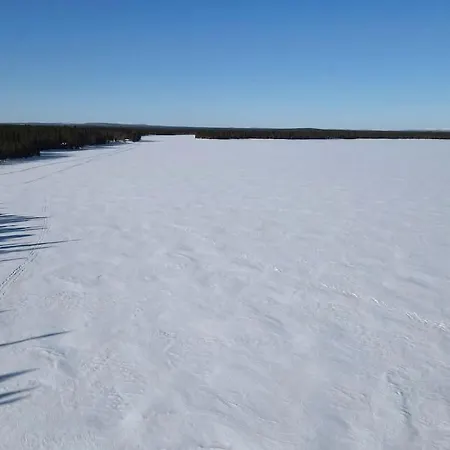 Dağ evi Lakeside Vaami *