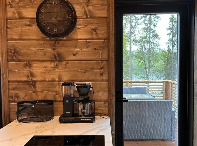 Lakeside Vaami 木屋 *