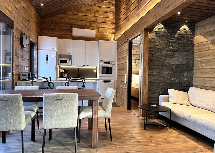 木屋 Lakeside Vaami