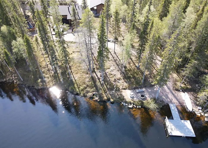 木屋 Lakeside Vaami